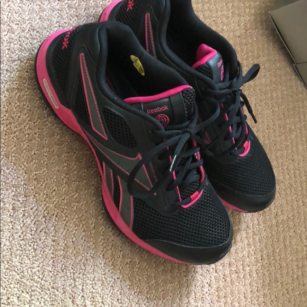 REEBOK SIMPLY TONE SHOES LIKE NEW